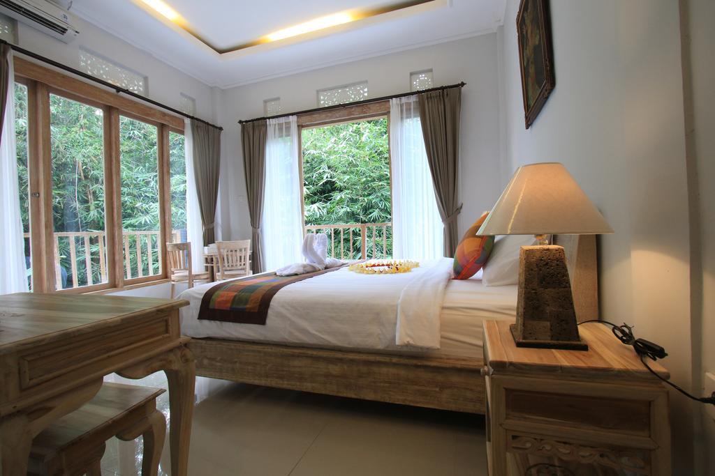 Gading * Ubud